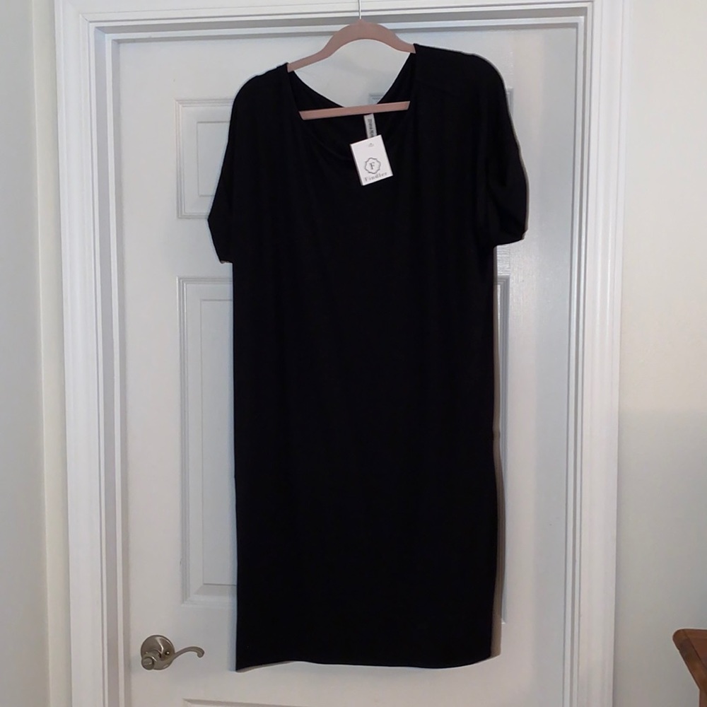 Black dress with pockets